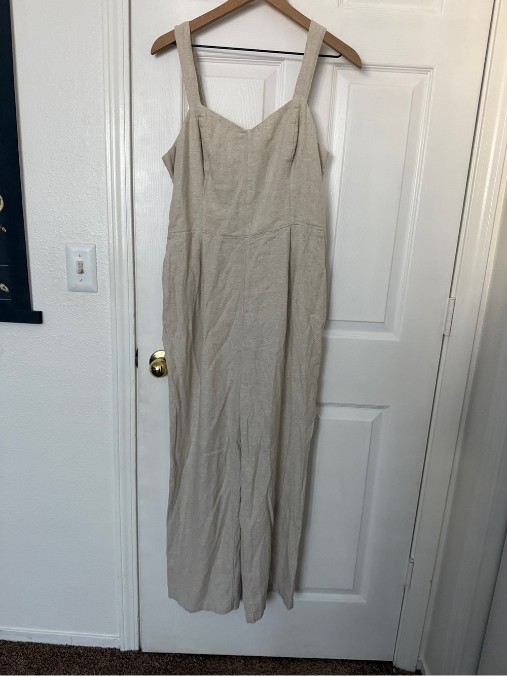 Old Navy Fit & Flare Linen-Blend Wide-Leg Jumpsuit Beige Large